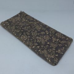 D155　印傳屋　がま口　メガネケース　グレー　甲州印伝　INDENYA　鹿革　伝統工芸品