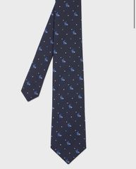 "Rabbit & Spots" タイ