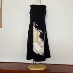 波、水紋様　刺繍　クラッシックワンピース　留袖リメイクM〜Lサイズ