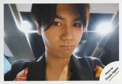 【中古】生写真(ジャニーズ) Travis Japan/松田元太/横型・バストアップ・衣装黒・口閉じ・右向き・カメラ目線・後ろに照明/「ジャニーズJr.8・8祭り～東京ドームから始まる～」セルフィー/公式生写真