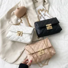 ミニショルダーバッグ　キルティング　チェーンバッグ　ポーチ　お出かけ　カジュアル　フォーマル　韓国　かわいい　シンプル