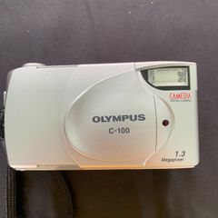 OLYMPUS オリンパス デジタルカメラ CAMEDIA C-100 デジカメ コンパクト シルバー