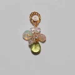 EOCP22〜24🟩宝石質ペリドット🟩エチオピアオパール♥K16GP 　ファイアーオパール　ハーキマーダイヤモンド　チャーム　遊色　　　お守り　ネックレスチャーム　ピアス　イヤリング