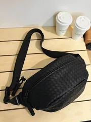 バッグ メンズ ウエストバッグ 新作 メンズ カジュアル シンプル スタイル ショルダーバッグ 携帯電話用、学生用 クロスボディバッグ、大容量 ウエストポーチ バックパック、防水ウエストバッグ、ビーチ、大学、学校、