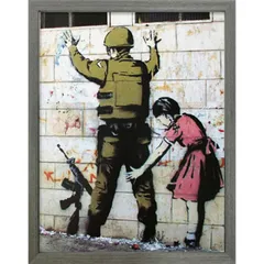 Banksy バンクシー アートフレーム Girl Searching Soldier 【bicosya/美工社】 IBA-61731 サイズ305x380x32mmのサムネイル