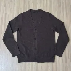 90 ) UNIQLO(ユニクロ) 茶色 Vネック カシミヤ カーディガン