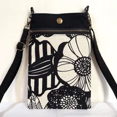スマホポシェット Ｌサイズ   北欧風モダンフラワー 黒白 ショルダーストラップ付き