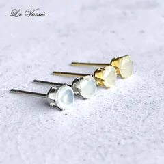 ✴︎月の光を宿す石✴︎ つけっぱなしOK 天然 ホワイトムーンストーン 一粒 ピアス 4mm 宝石質AAA 316 サージカルステンレス 両耳用 金属アレルギー対策 スタッド