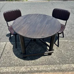 円形コーヒーテーブル　丸テーブル　ダイニングチェア2脚セット　ラウンドテーブル　木工家具　ダークブラウン　無垢材【倉庫前値下げあり‼️】