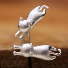 【ピアス】送料無料  S925 猫ピアス シルバー 925  金属アレルギー対応  非アレルギー  アクセサリー  オシャレ かっこいい 大人 可愛い 大人女子  キャット ネコ 猫グッズ 八千代 猫雑貨 cats
