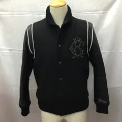 美品 CRIMIE クライミー スタジャン バックロゴ 白黒 M 美品 CRIMIE クライミー スタジャン バックロゴ 白黒 M 2025年