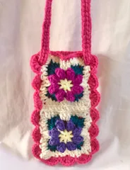 ハンドメイド 花モチーフ スマホショルダー ピンク