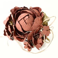 ピンクハウス系？アンティークローズのような芍薬？カメリア風コサージュ 藁でまとめたブーケ テラコッタ色系＊ｋ3970のサムネイル