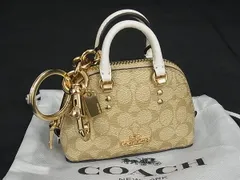■新品■未使用■ COACH コーチ CA259 シグネチャー ミニ ケイティ サッチェル PVC キーホルダー バッグ チャーム ベージュ系 FI5751