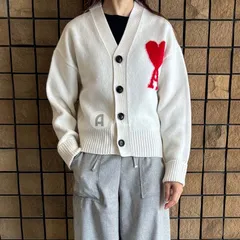 ★2025-2026秋冬物モデル★ AMI PARIS アミ パリス UKC367U 018 Vネック カーディガン ローゲージニット ハートロゴ刺繍 長袖 ホワイト レディース