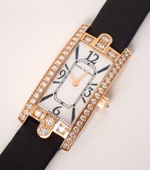HARRY WINSTON(ハリーウィンストン) アヴェニュー AVCQHM16 PG/革 QZ ピンクゴールド クォーツ レザーベルト レディース