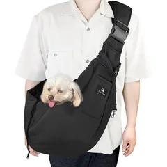 Lil&Fam ペットスリング 犬 抱っこ紐 キャリーバッグ ペットバッグ 飛び出し防止 メッシュネット付き 長さ調節可能 猫 キャリー (ブラック) 1