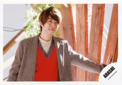 【中古】生写真(ジャニーズ) 嵐/相葉雅紀/横型・バストアップ・衣装チェック柄茶色赤・左手柱・体正面/シングル「君のうた」MV＆ジャケ写撮影オフショット/公式生写真