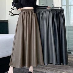 【新品】イエベさん向け 大人ガーリー♡レザーフレアスカート　E1484 レディース 韓国 ファッション イエベ レザー スカート 大人可愛い きれいめ 黒 ブラウン S M L XL