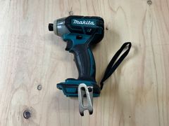 マキタ　TS141D　中古本体　マキタ　ソフトインパクトドライバー　動作確認済み　インボイス対応領収書OK　平日のみ発送