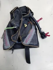 SCUBA PRO BCジャケット 黒 Sサイズ インフレーター付 スキューバプロ ダイビング シュノーケリング