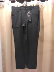 【新品未使用】ニューバランス ゴルフ new balance golf  パンツ ロングパンツ ストレッチ 撥水 裏起毛 保温 防寒 テーパードシルエット シンプルデザイン 6ポケット カレッジ風ロゴ刺繍  2025 秋冬 新作 ゴルフウェア  (新橋店)