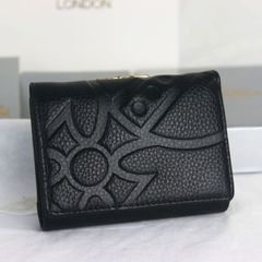 新品  美品 Vivienne Westwood ヴィヴィアンウエストウッド ライチエンボス　牛革財布  カード入れ　誕生日ギフト　レザー　小銭入れ　気質 レディース　可愛いウォレット　金入れ　折りたたみ財布　13111　ブラック　　三つ折りたたみ財布