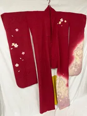 【仕立上がり】振袖　成人式　卒業式　晴れ着　赤　花柄　M　９