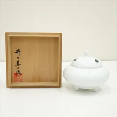 香炉 白磁 丸 木箱入 井上萬二 茶道具 古物品 香炉 白磁 丸 木箱入 井上萬二 茶道具 古物品 - メルカリ