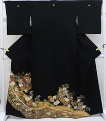 【一輝堂】【着物】黒留袖 五つ紋 比翼仕立て金彩 地紙に花文 身丈約163.5cm 裄丈約67cm 25z06-3252