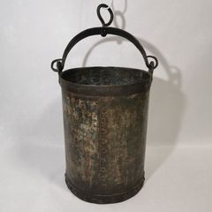 鉄製 吊り下げ式の釣瓶（つるべ）アンティーク調 古道具 古民具 ガーデニング