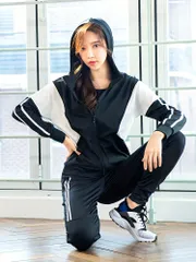 スポーツウェア レディース フィットネスウェア 速乾性 ブラック 黒 ヨガ ピラティス スポーツ ランニングウェア トレーニング ジム 運動 ダンス ウォーキング ウェア セットアップ オシャレ フード付き トレーニングウェア 運動