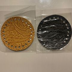 【編み物作品用底板】2枚セット9cm24目ペットボトルホルダー用 ペイズリー柄nozomiさん製作 ロシアヤーン かぎ針編み ハンドメイド バッグ 糸 tシャツヤーン ズパゲッティ