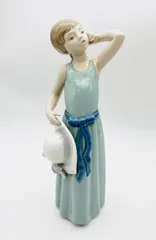 2026年最新】リヤドロ フィギュリンの人気アイテム - メルカリ