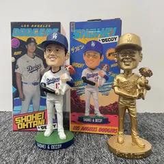 2個セット ゴールド版+通常版 大谷翔平＆デコピンボブルヘッドのサムネイル