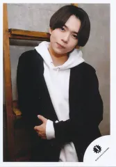 【中古】生写真(ジャニーズ) 少年忍者/織山尚大/上半身/「JOHNNYS’ IsLAND THE NEW WORLD」グッズオフショット/公式生写真