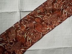 ☆ふんどし☆茶～エンジの鯉と蓮の花・葉模様プリント六尺褌１８×２８０ｃｍ「褌工房さっぽろ」