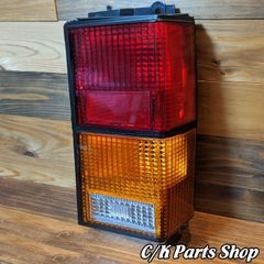 テールランプ 右 US仕様 レッド＆アンバー 84-96年 7MX XJチェロキー Jeep ジープ ワゴニア ブレーキランプ テールライト 北米仕様