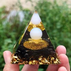 80年代 ビンテージ 伊豆シャボテン公園 サボテン ピラミッド オブジェ 当時物 伊豆 シャボテン公園 サボテン ピラミッド オブジェ 三角形 レトロ