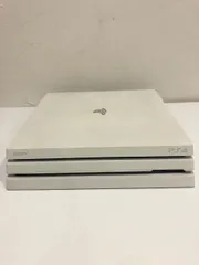 ☆【本体のみ】PS4 Pro CUH-7200B ホワイト【ゲーム機本体】