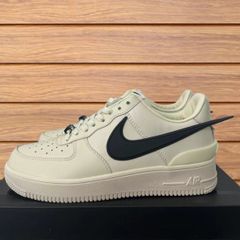 新品未使用ナイキ AMBUSH x Nike Air Force 1 Low スニーカー