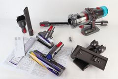 dyson ダイソン V12 Detect Slim Fluffy SV46 サイクロン式 コードレスクリーナー 掃除機 展示品 R2507-086