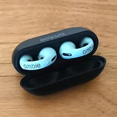 【目玉商品!!】ambie sound earcuffs AM-TW01 イヤホン Black&AshGreen