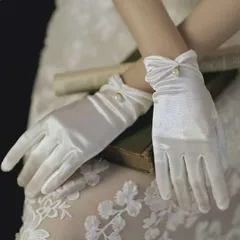 ▼ウェディンググローブ　ショート丈　手袋　オフホワイト　結婚式　ブライダル　パール