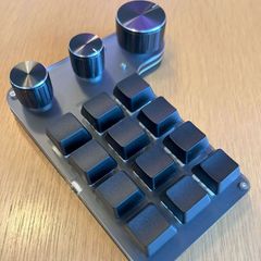 12キー 3ノブ ミニ キーボード 片手 赤軸 ボリューム コントローラー マクロ パッド ショートカット 左手 デバイス コピペ 機械式 メカニカル rgb Tiny Keyboard  SIKAI CASE ゲーム カスタム プログラマブル