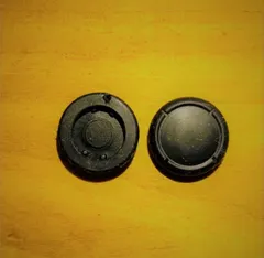 スイッチ　ジョイコン　スティックカバー黒2個セット　交換タイプ　新品