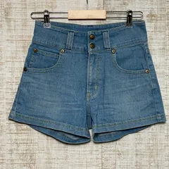 Lee リー　レディース　パンツ　デニム　ショートパンツ　ジーパン　ジーンズ　ミニ丈　ポケット生地プリント　ボトル　ロゴボタン　ダブルボタン　ハイウエスト　無地　ブランドロゴ　刺繍　ライトブルー　シンプル　カジュアル　s507h428