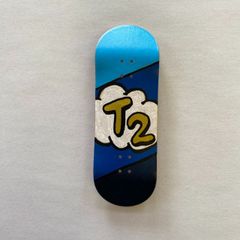 T2Skate 指スケデッキ34mm アメコミ風BL