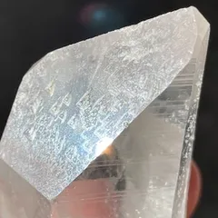➂太陽のルチル透明度抜群原石Lemurian seed レムアンシード付き