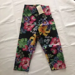 【未使用品】　チタンシェイプアップ7分丈パンツ　花柄　Mサイズ